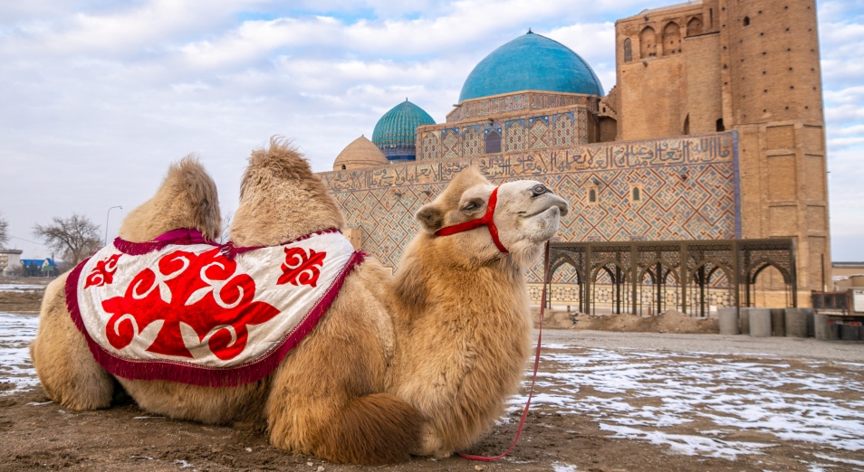 Казахстану не стать мировым туристическим центром