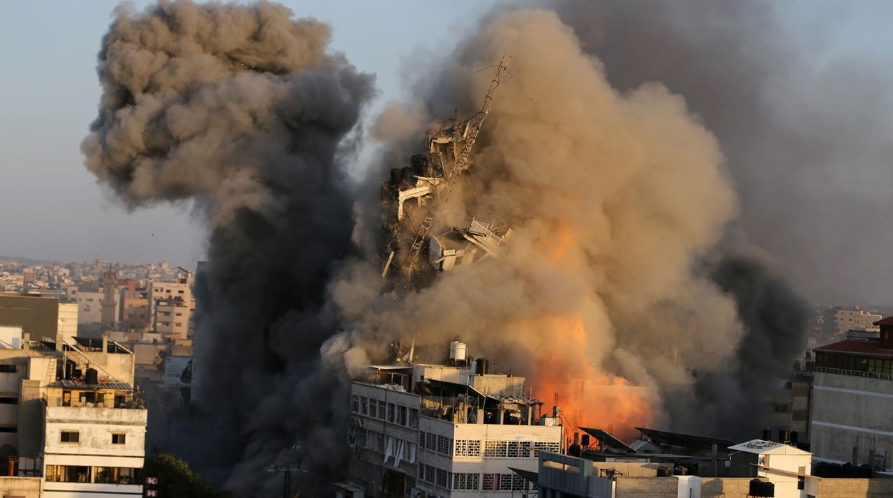 Израиль Газа секторына шабуыл жасағанын мәлім етті