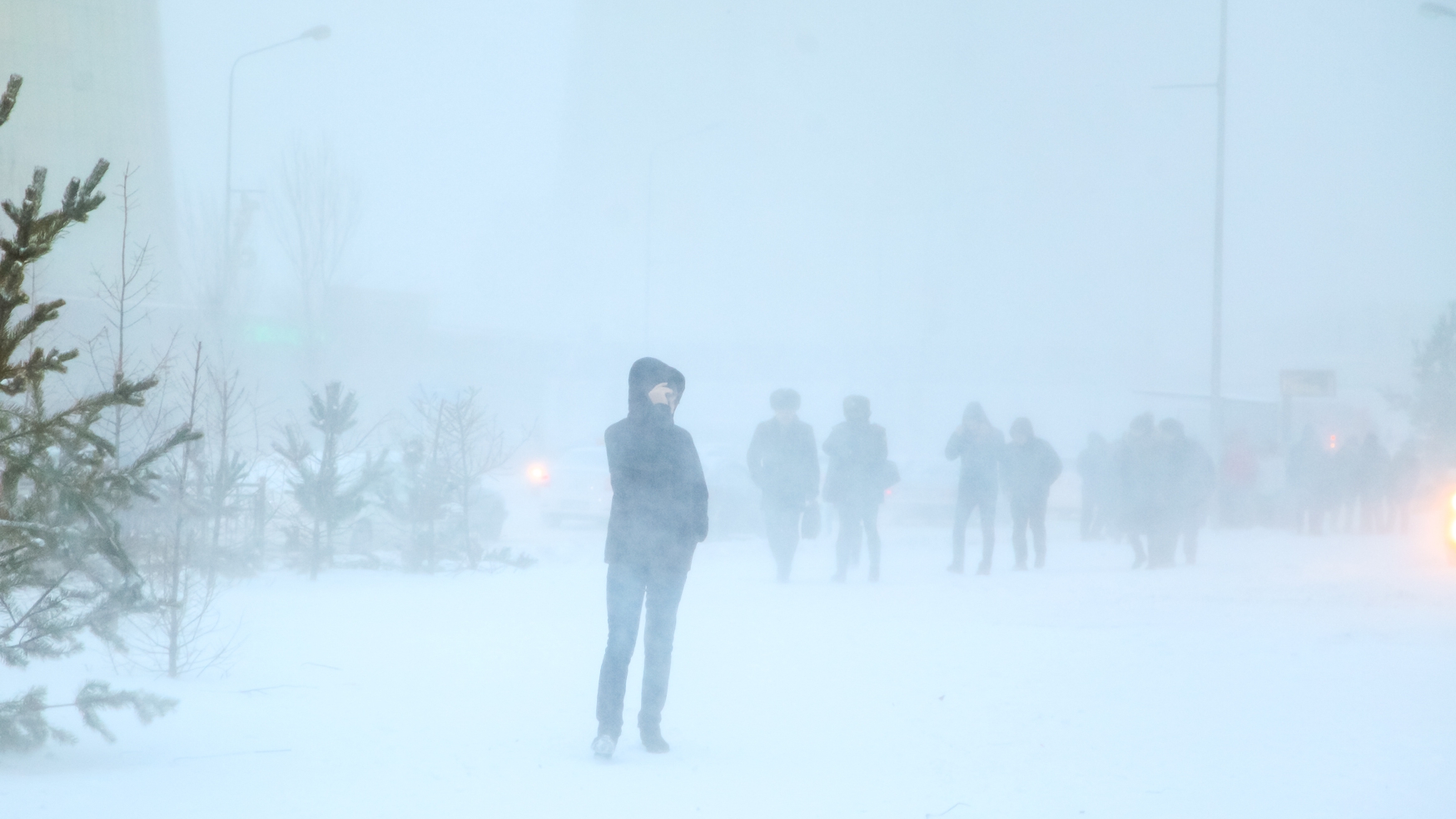 Снежный ураган в Шымкенте обесточил 23 микрорайона